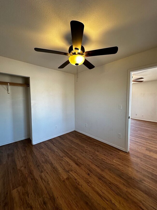 Foto del edificio - ALL UTILITIES INCLUDED ALL APPLIANCES INCL...