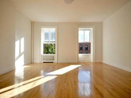 Primary Photo - 137 Montague St