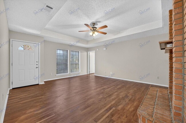Building Photo - 6310 Peggy Dr