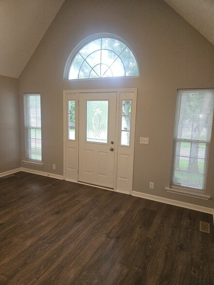 Foto del edificio - 1911 Pecan Ridge Dr