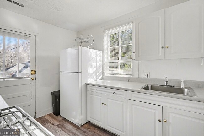 Foto del edificio - 504 Calhoun St NW