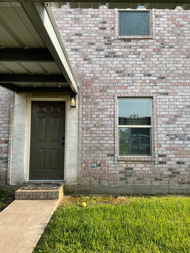 314 Parkside Dr, Bridge City, TX 77611 Townhome Rentals in Bridge City TX