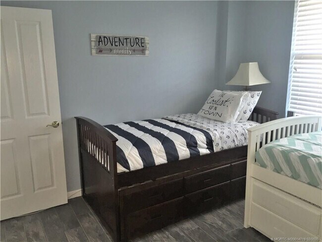 Foto del edificio - 9900 S Ocean Dr