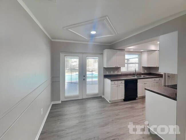 Foto del edificio - 120 N Alderwood St
