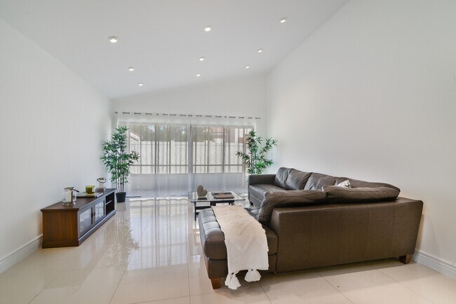 Foto del edificio - 21190 Mainsail Cir