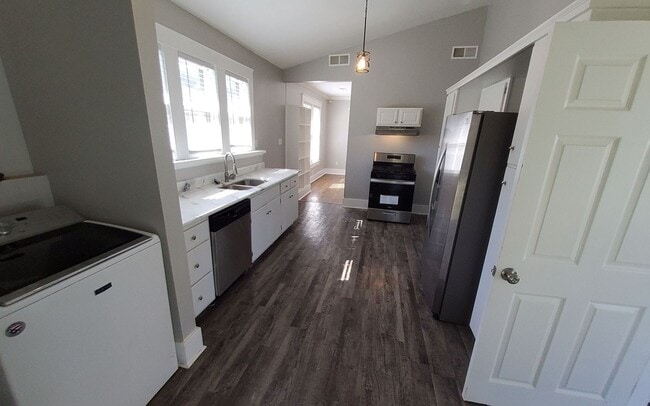 Foto del edificio - 668 Stonewall St