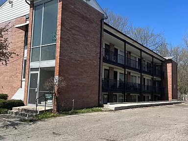 Primary Photo - 17135 Gravier St