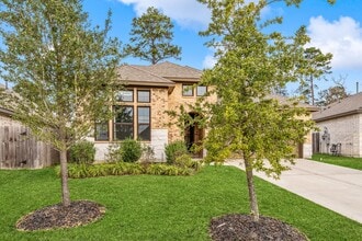 Building Photo - 32067 August Woods Wy