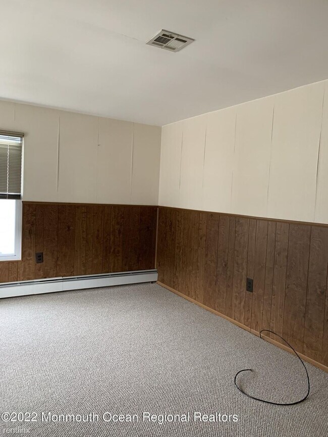 Building Photo - 2 br, 1 bath House - 29 Canterbury Ln