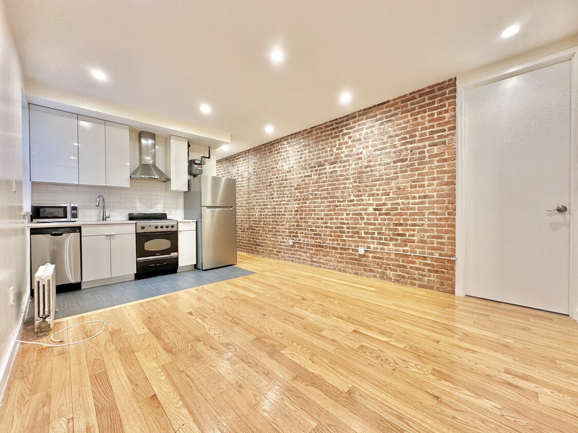 517 W 180th St Unit 25, New York, NY 10033 - Room For Rent In New York ...