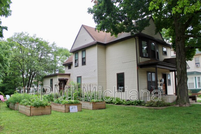 Foto del edificio - 429 W Lasalle Ave