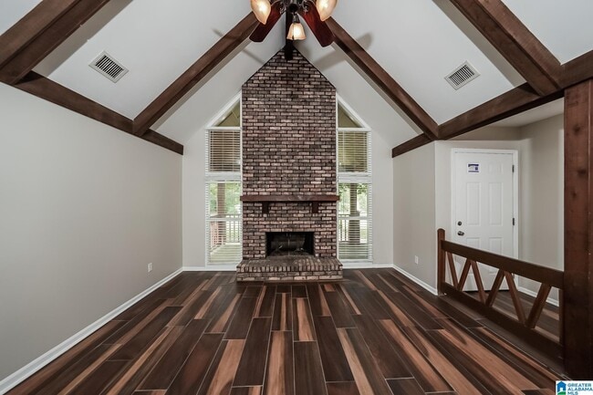 Foto del edificio - 2064 Edenwood Dr