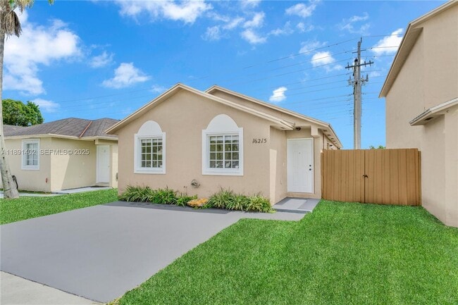 Photo - 16215 SW 137th Ct House