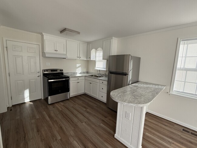 Foto del edificio - 107 Sue Ave