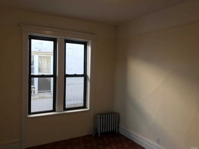 Building Photo - 25-38-38 43rd St