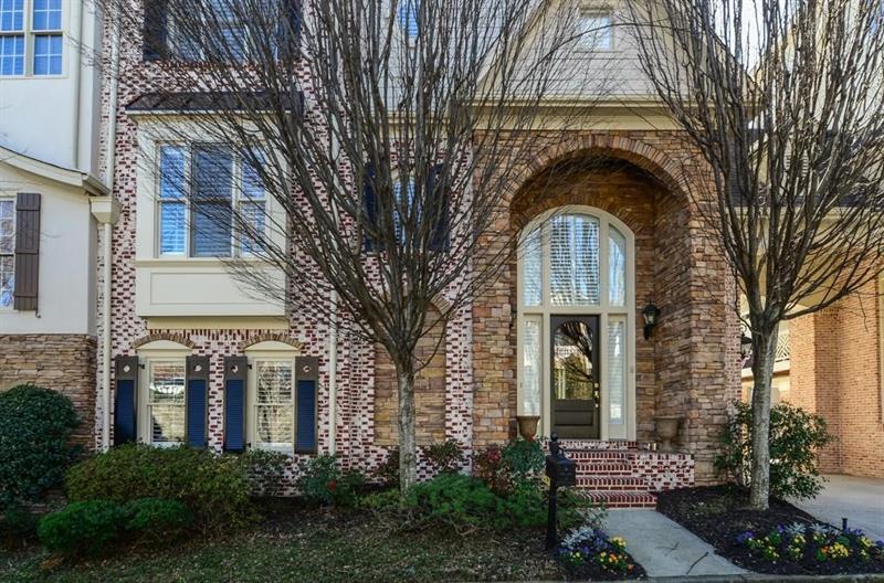 Foto principal - 1379 Village Park Dr NE