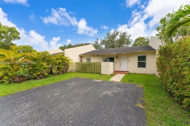 11506 SW 124 PL - 11506 SW 124 PL House