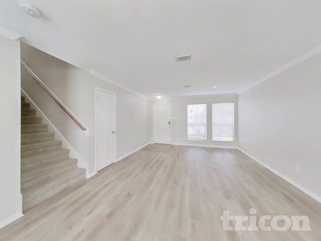 Building Photo - 20814 Fox Swift Ct