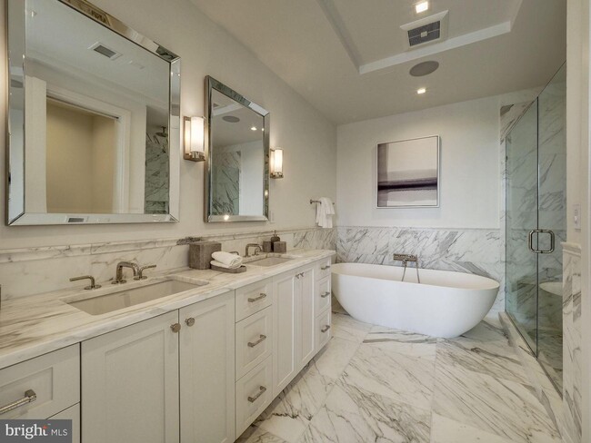 Foto del edificio - 4901 Hampden Ln
