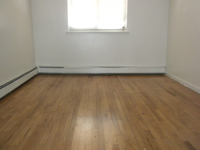 Foto del edificio - 3278 Kingsland Ave