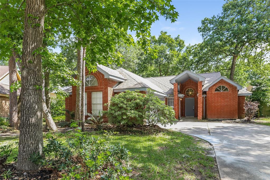Primary Photo - 3523 Grove Oaks Dr