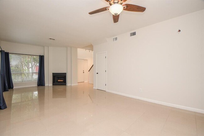 Foto del edificio - 2100 Huldy St