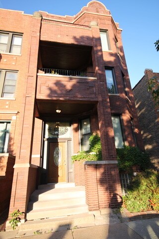 Foto principal - 909 N Leavitt St