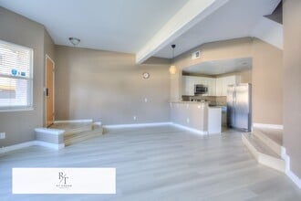 Building Photo - 52 Brownfield Ln