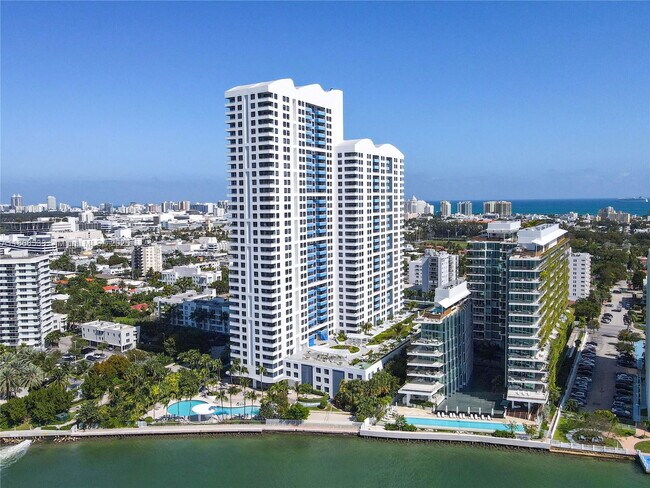 Foto del edificio - 1330 West Ave