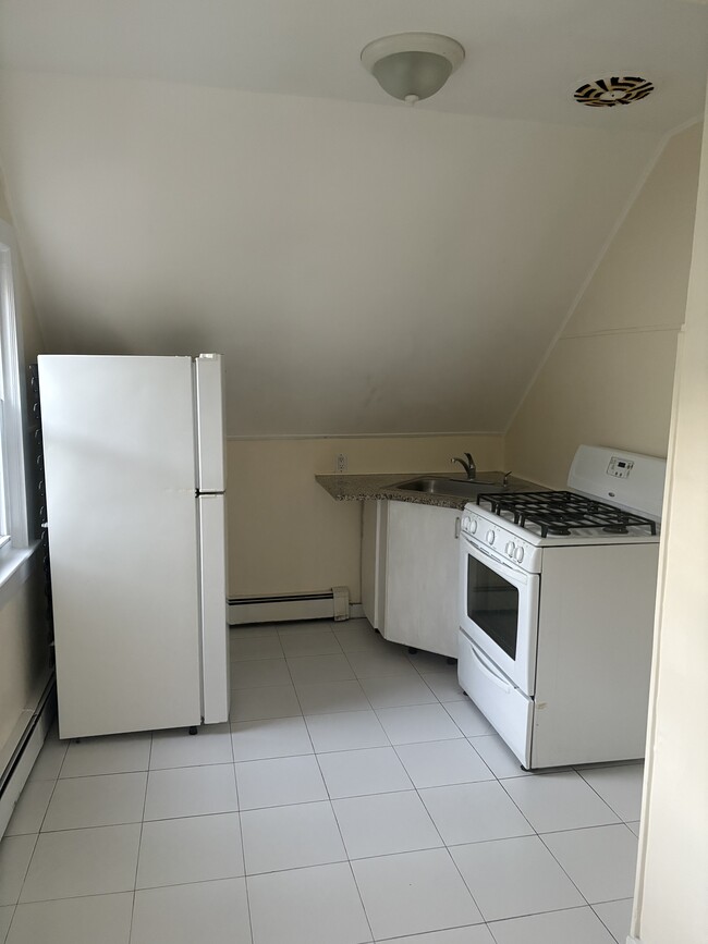 Foto del edificio - 300 Brown Ave