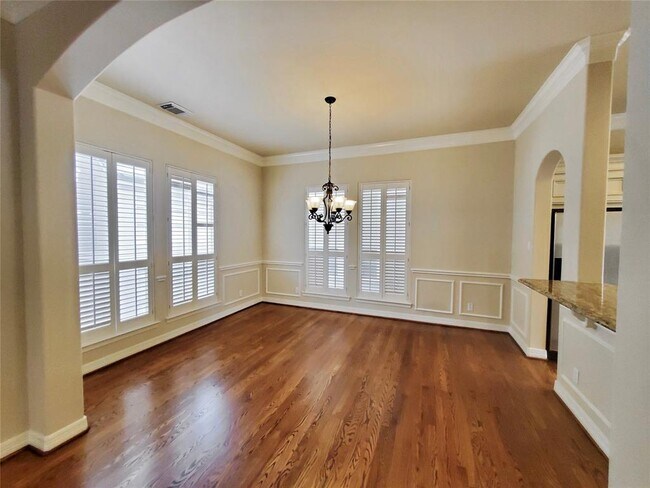 Foto del edificio - 3312 W Dallas St