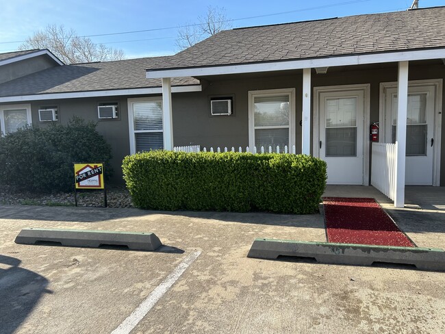 Entrance 3 - Garden Cottages