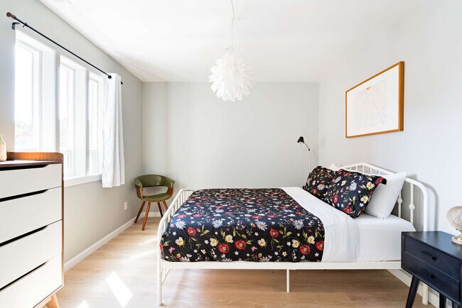 Foto del edificio - 1616 NW Northrup St