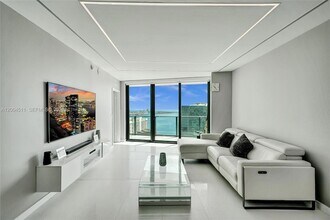 Building Photo - 1300 S Miami Ave