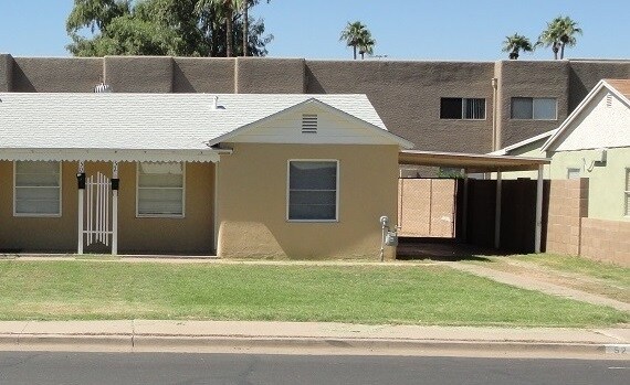 Building Photo - 52 N Beverly