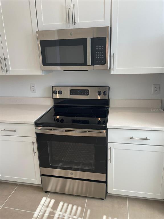 Foto del edificio - 6330 Fairmont Ln