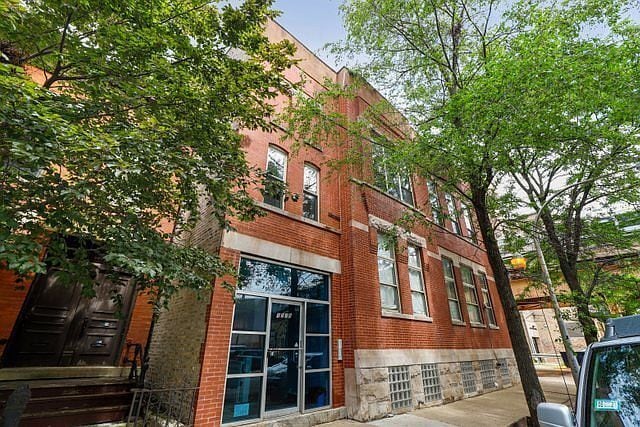 Primary Photo - 1378 N Wolcott Ave