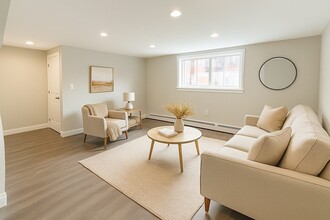 Building Photo - 8 Bryon Rd