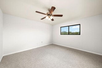 Building Photo - 6653 Wanda Ln