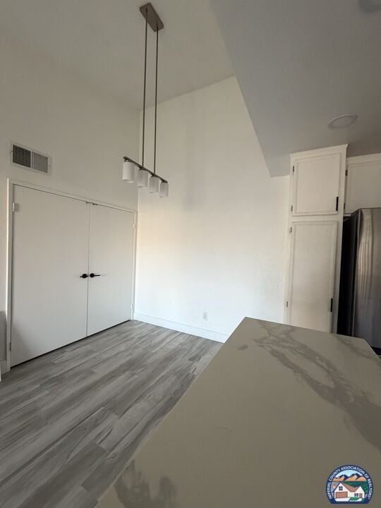 Building Photo - 1200 Rodeo Dr