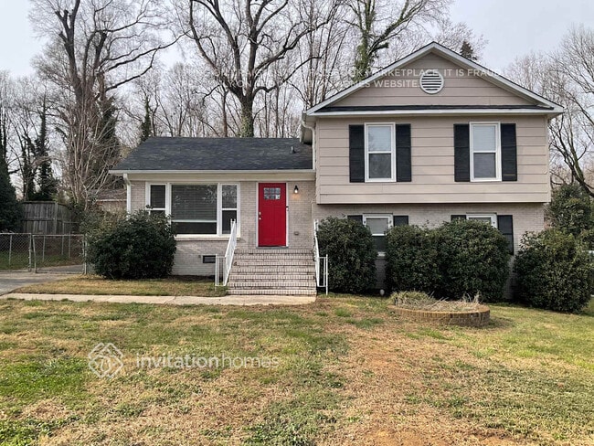 Building Photo - 6301 Old Coach Rd