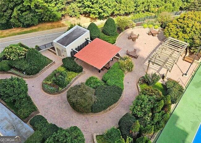 Foto del edificio - 4561 Olde Perimeter Way