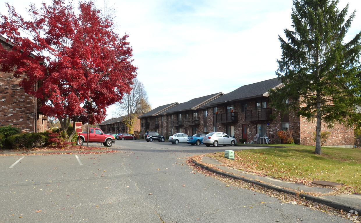 Foto del edificio - Meadow Village