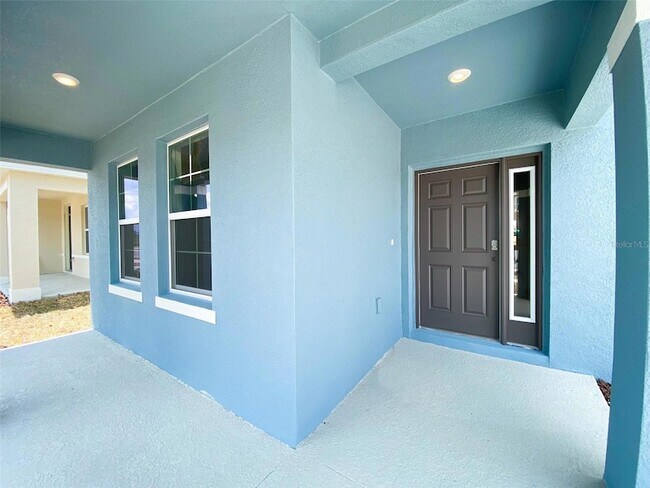 Building Photo - 495 Lily Ln