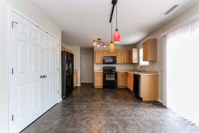 Foto del edificio - 1685 Cedar Mill Dr