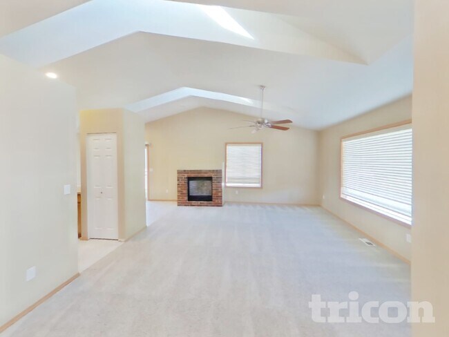 Foto del edificio - 17913 109th St Ct E