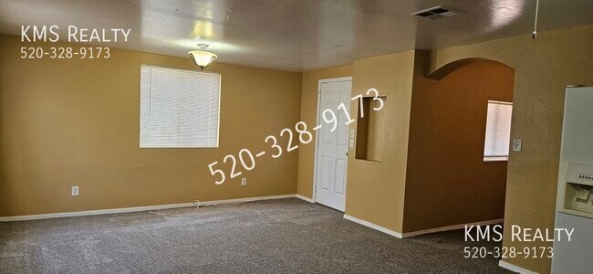 Foto del edificio - 3536 E Blacklidge Dr