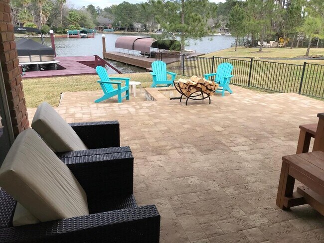 Foto del edificio - 12642 Lauren Ln