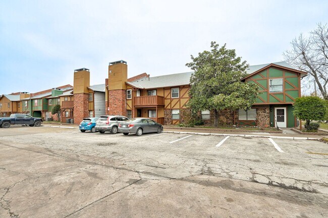 Building Photo - Spacious 2 Bedroom, 2 Bathroom in Picadill...