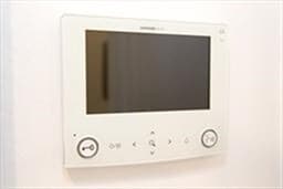 Building Photo - 69 N Common St